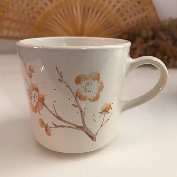 2pc Vintage Corning Mugs w/ China Blossoms - Picture 8 of 13